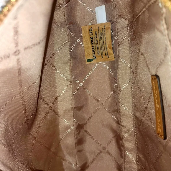 Michael Kors Carmela CrossBody Bag Chain Leather Shearling Faux Fur Trim NWT - Picture 13 of 15